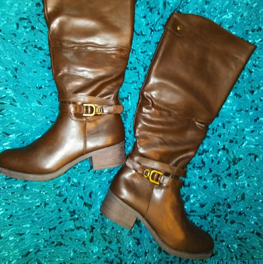 Brown Boots (Mid Calf)